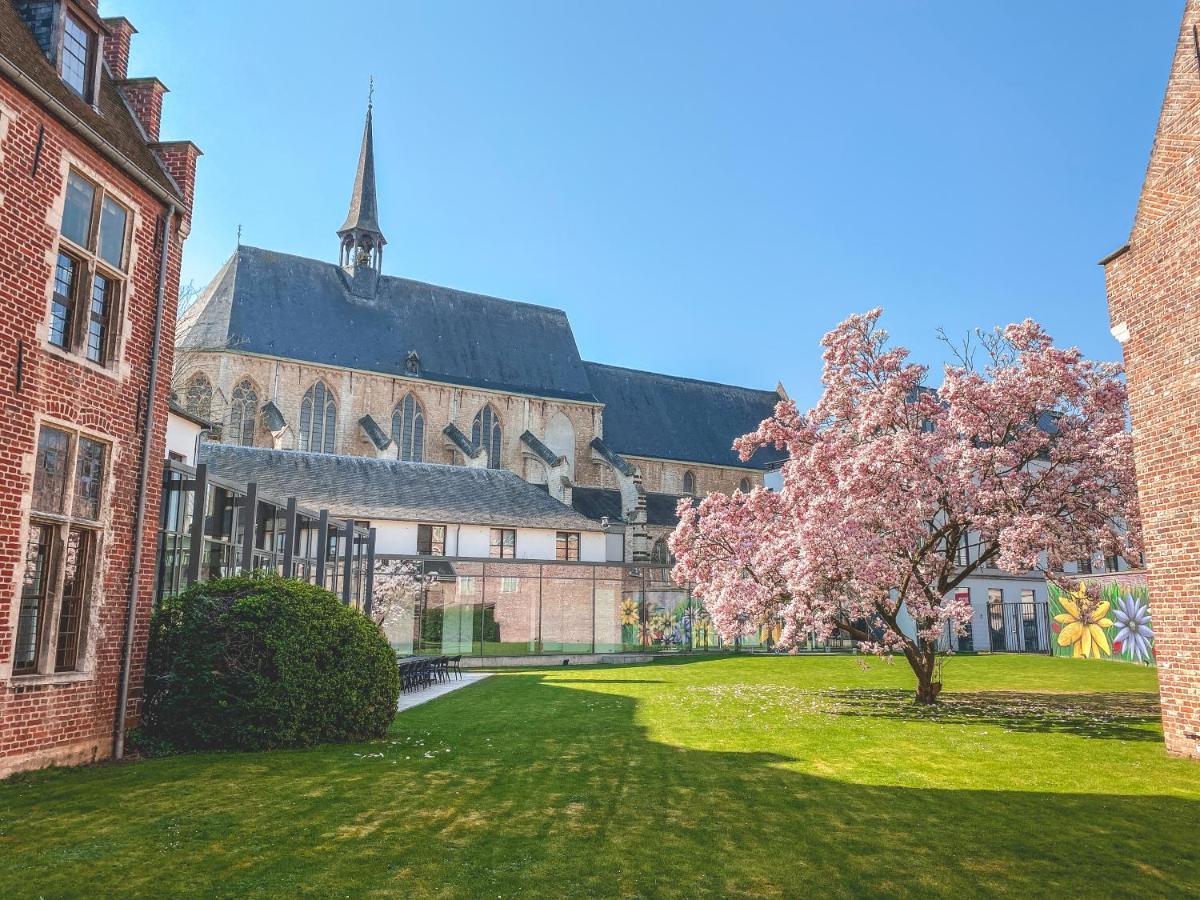 Martin'S Klooster Hotel Leuven Exterior photo